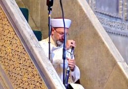 İslam'ın güzellemelere değil eleştiriye ihtiyacı var