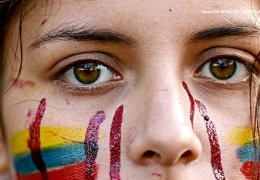 Kolombiya'da başkaldırı hükümeti sarstı