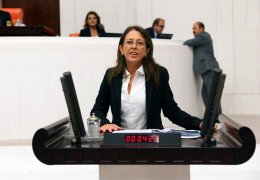 HDP'li Ersoy'dan Aile Bakanı'na tepki