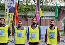 Nöbeti gençler devraldı