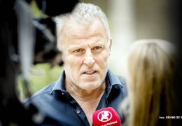 Hollandalı gazeteci Vries saldırıya uğradı