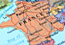 Binlerce kişinin oturum hakkı reddedildi