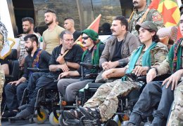 Savaş gazilerinden anlamlı yürüyüş