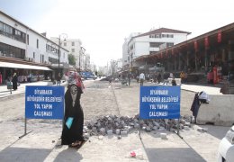Melik Ahmet iki yılda çöktü