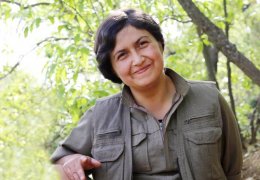 Aynur Ulugana (Ronahî) Paris'te anıldı