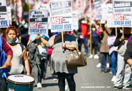 Arjantin'de binler yoksulluğa karşı yürüdü
