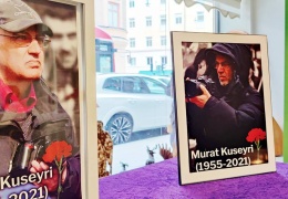 Makinesi ve kalemiyle kalpleri kazandı