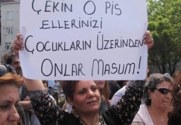 Cinsel şiddet faili öğretmen bir okuldan diğerine atandı