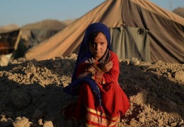 Afganistan'da satılan çocuklar