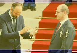 Fransa’da yeni hükümet