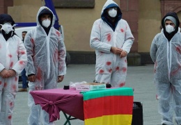 Frankfurt'ta kimyasal protestosu