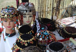Kadınlar el sanatlarını sergiledi 