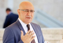 Boğazına kadar suça batmış