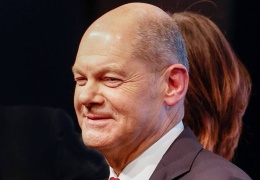 Almanya'da Scholz dönemi başlıyor