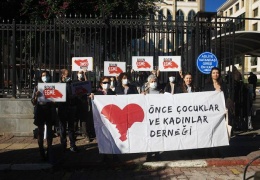 HPV aşısı ücretsiz olmalı