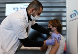 İsrail dördüncü doz aşıya başlıyor
