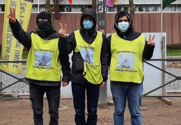 Nöbeti gençler devraldı