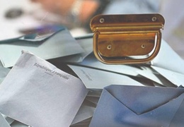 Fransa’da seçmen sağa kayıyor