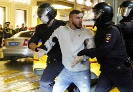 Moskova’da “Hırsız Putin” sloganları