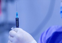 Üçüncü dozu olmayanlar aşısız sayılacak