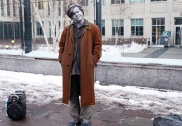 Asıl sahne sokaktır