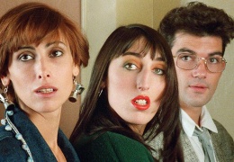 Almodóvar filmi dizi oluyor