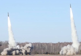 Rusya balistik füzeleri deniyor