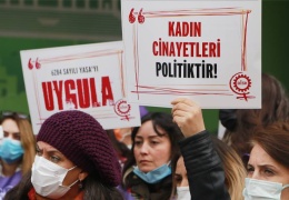 Sinem darp edilmiş