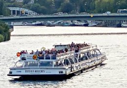 Paris’te gemi eylemi