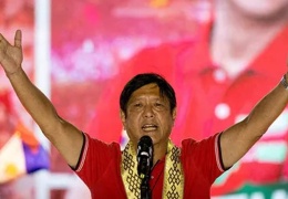 Filipinler'de diktatörler kazandı