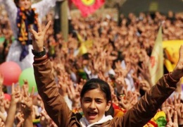 Kürtlere 'bekle gör’ mü deniliyor?