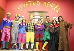 Pano yandı, elektrik yok, Kürtçe yasak