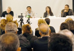 Muhalefet savaşa alkış tutuyor 