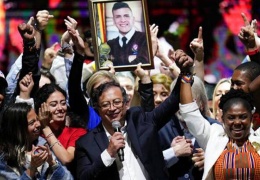 Gerillalıktan devletin zirvesine 