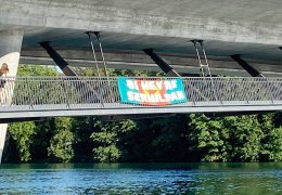 Gençlerden Solothurn’da eylem