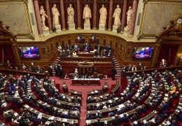 Macron ittifak arayışında!