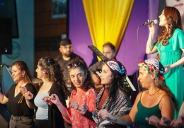Zilan Kürt Kadın Festivali'nde kadınlar halaya durdu