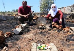 Bayramda mezarlık yaktılar