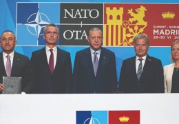 Kürtlerin hakları pazarlandı