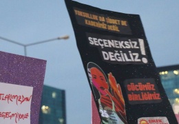 Sen misin fuhuşa zorlayan!
