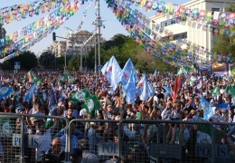 Devrimcilere cevap olmak