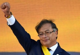 Eski gerilla artık başkan