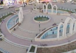 Reqalı kadınlar: Hava sahası kapatılsın
