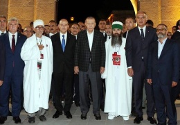 Erdoğan’ın Alevi kurumlarını ziyaretini nasıl okumalı?