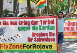 Silahlarınızla çocuklar katlediliyor