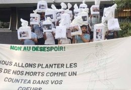 Cenazeye saygısızlık protesto edildi 