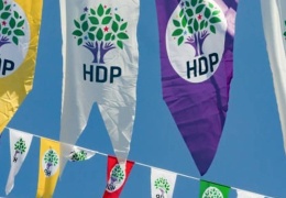 HDP üzerinden siyaset