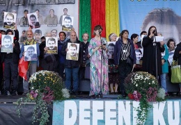 Kürtlerle sınırsız dayanışma