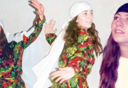 Sarya'nın şiiri Sarya'nın dansı