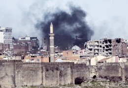 Katliamdan sonra Türk usülü kutlama!